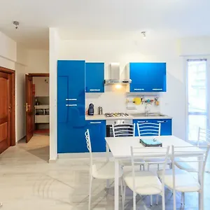 Ristrutturato A Nuovo !!! Appartamento Varazze